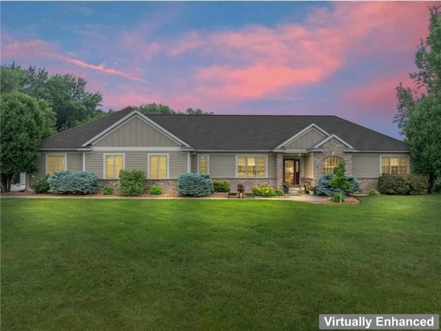 1057 Ridge Crest Lane NW, Rochester, MN 55901