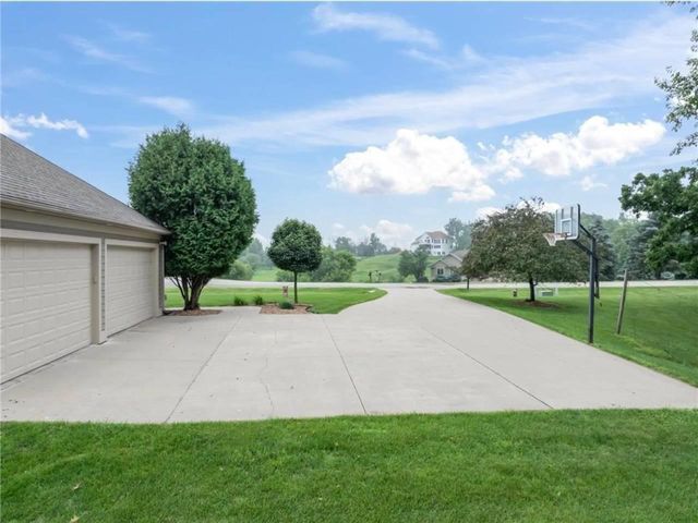 1057 Ridge Crest Lane NW, Rochester, MN 55901