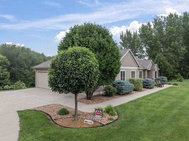 1057 Ridge Crest Lane NW, Rochester, MN 55901