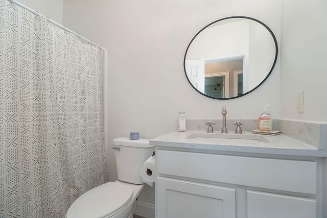 7811 N 39th Street, Augusta, MI 49012