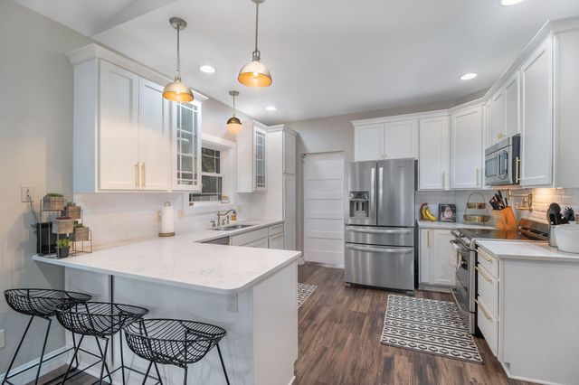 7811 N 39th Street, Augusta, MI 49012