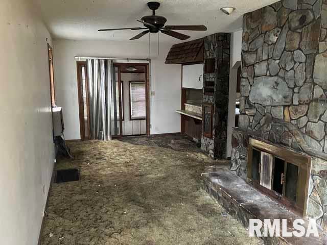 915 N MADISON Street, Marion, IL 62959