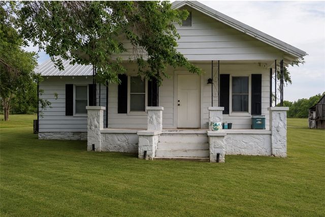 11554 Highway 59, Lincoln, AR 72744
