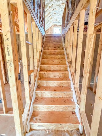 17994 Hwy 101 S, Gray Court, SC 29645