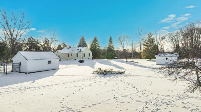 1376 Lathrop Road, Berlin Twp, MI 48002