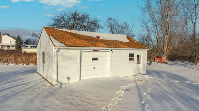 1376 Lathrop Road, Berlin Twp, MI 48002