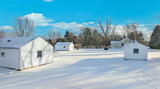 1376 Lathrop Road, Berlin Twp, MI 48002