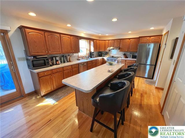 90 Halina Way, Towamensing Twp, PA 18058