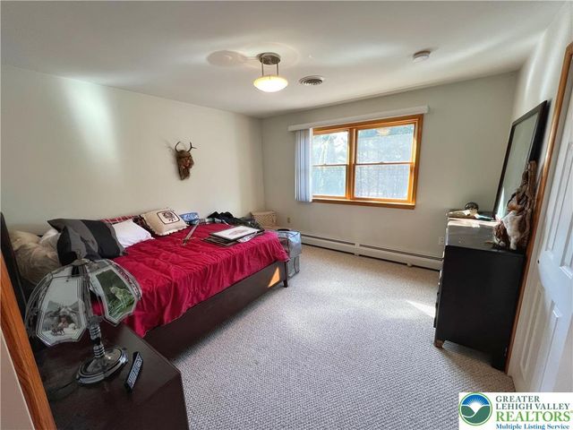 90 Halina Way, Towamensing Twp, PA 18058