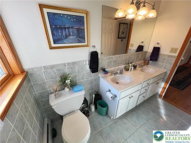 90 Halina Way, Towamensing Twp, PA 18058