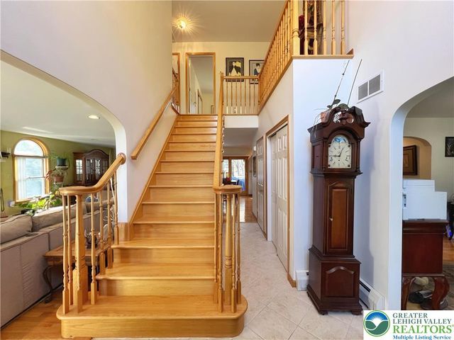 90 Halina Way, Towamensing Twp, PA 18058