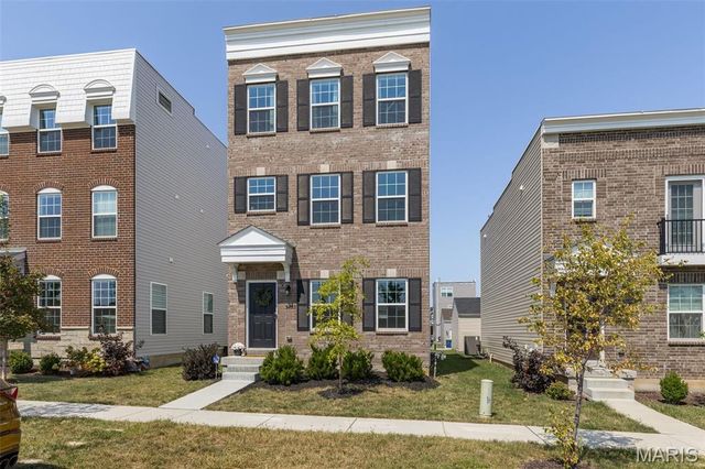 9433 Vandervoort Court, Crestwood, MO 63126