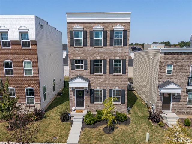 9433 Vandervoort Court, Crestwood, MO 63126