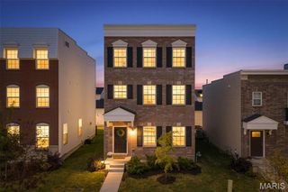 9433 Vandervoort Court, Crestwood, MO 63126