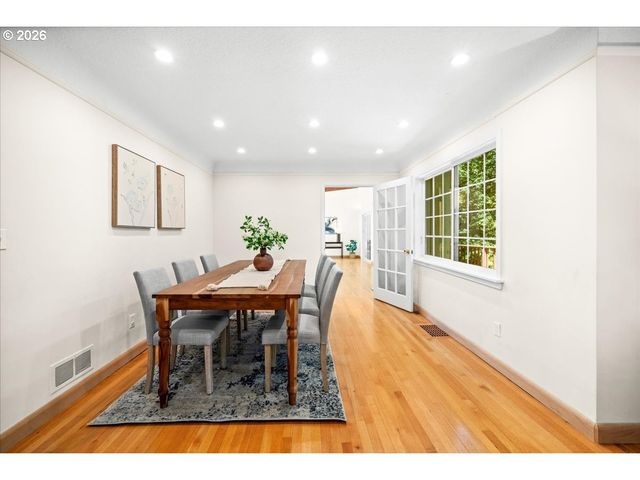 10332 Sw LANCASTER Rd, Portland, OR 97219