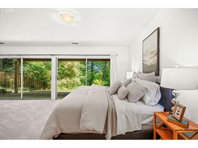 10332 Sw LANCASTER Rd, Portland, OR 97219