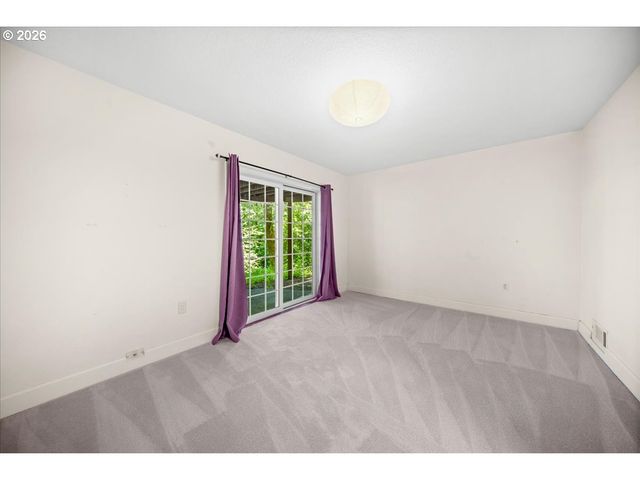 10332 Sw LANCASTER Rd, Portland, OR 97219