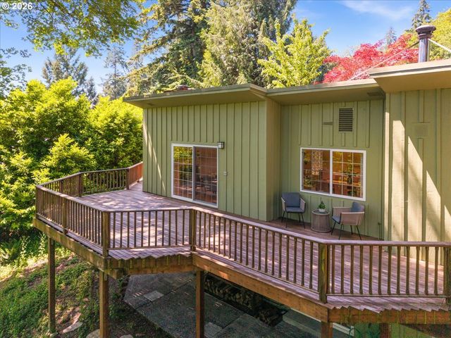 10332 Sw LANCASTER Rd, Portland, OR 97219