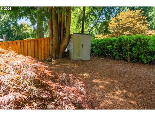 10332 Sw LANCASTER Rd, Portland, OR 97219
