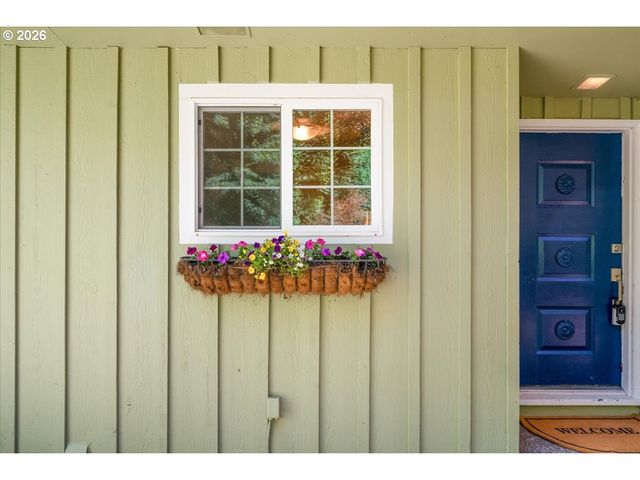 10332 Sw LANCASTER Rd, Portland, OR 97219