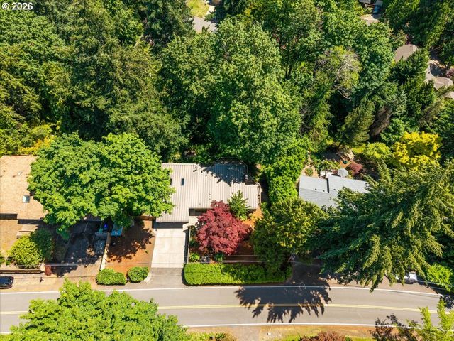 10332 Sw LANCASTER Rd, Portland, OR 97219
