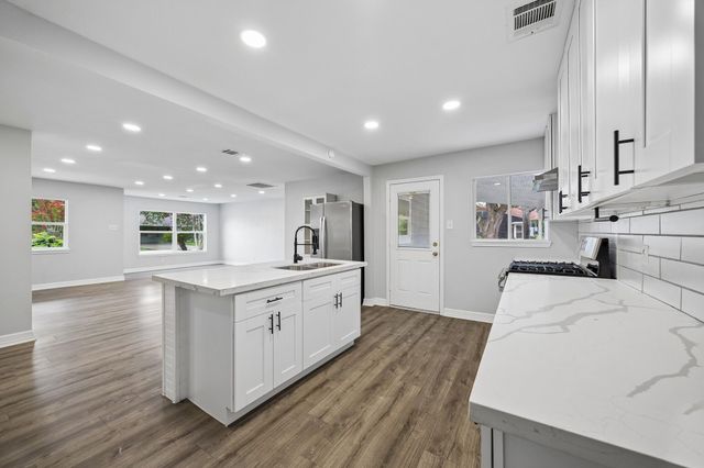 4311 Busiek Street, Houston, TX 77022