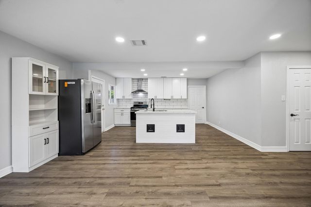 4311 Busiek Street, Houston, TX 77022