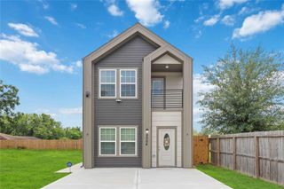 8004 Birmingham Street A/B, Houston, TX 77028
