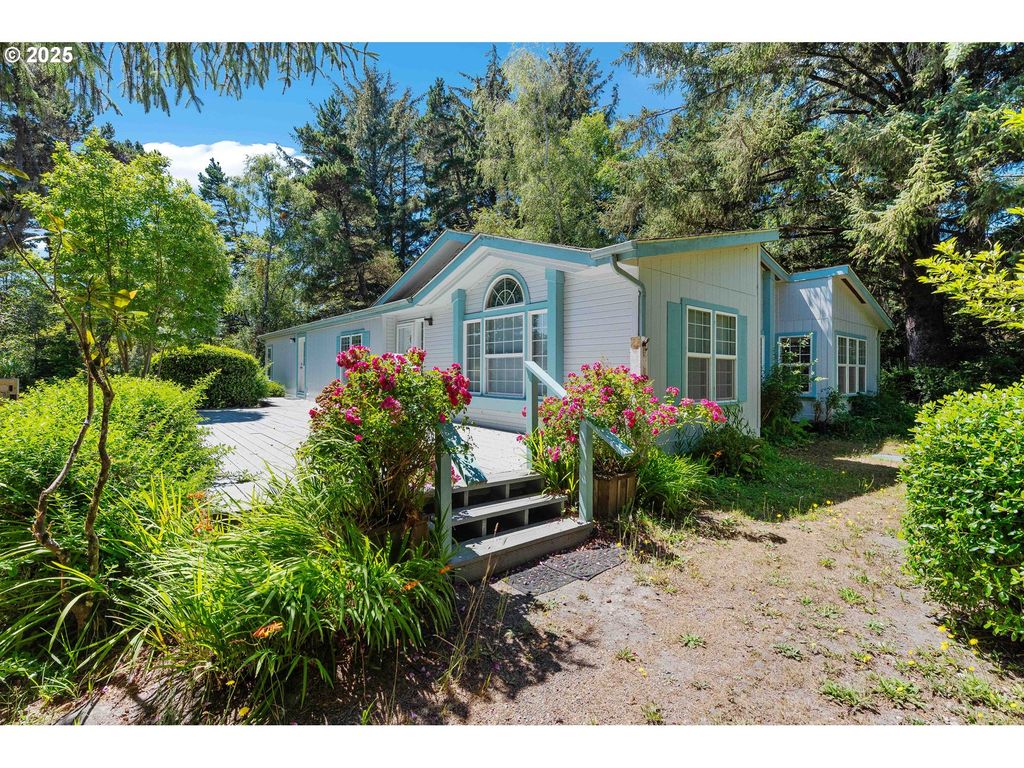 54303 BEACH LOOP Rd, Bandon, OR 97411