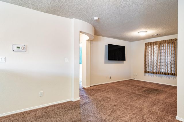 510 Palo Alto Drive NE, Rio Rancho, NM 87124