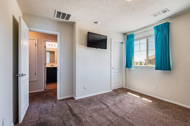 510 Palo Alto Drive NE, Rio Rancho, NM 87124