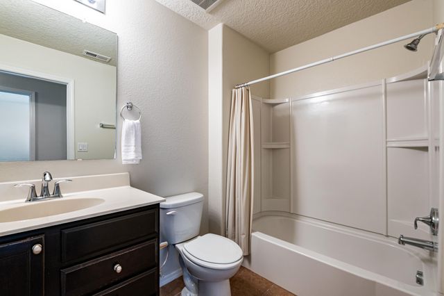 510 Palo Alto Drive NE, Rio Rancho, NM 87124