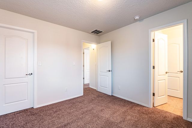 510 Palo Alto Drive NE, Rio Rancho, NM 87124