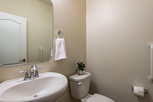 510 Palo Alto Drive NE, Rio Rancho, NM 87124