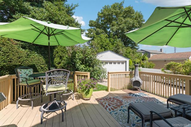 59 Sycamore Avenue, Floral Park, NY 11001