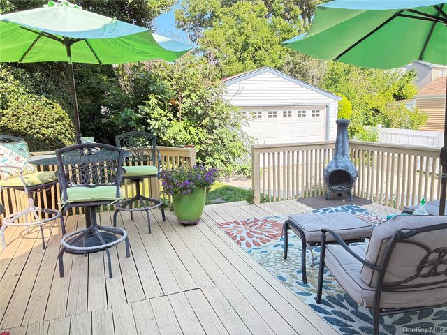 59 Sycamore Avenue, Floral Park, NY 11001