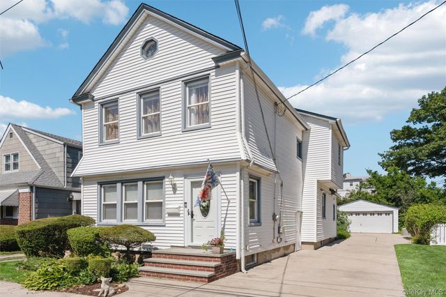 59 Sycamore Avenue, Floral Park, NY 11001