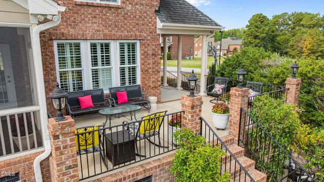 16 Tudor Way, Angier, NC 27501