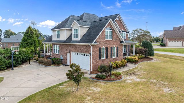 16 Tudor Way, Angier, NC 27501