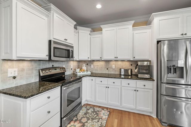 16 Tudor Way, Angier, NC 27501