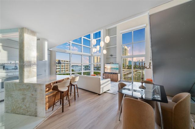 1701 Sunset Harbour Dr L501, Miami Beach, FL 33139