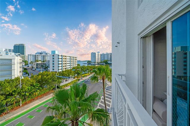 1701 Sunset Harbour Dr L501, Miami Beach, FL 33139