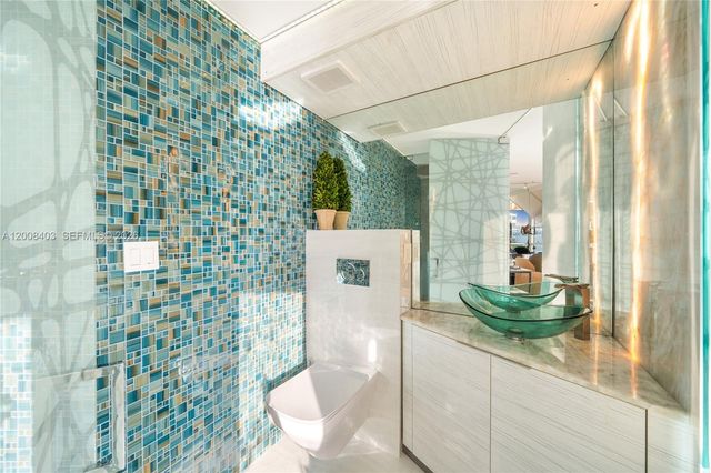 1701 Sunset Harbour Dr L501, Miami Beach, FL 33139