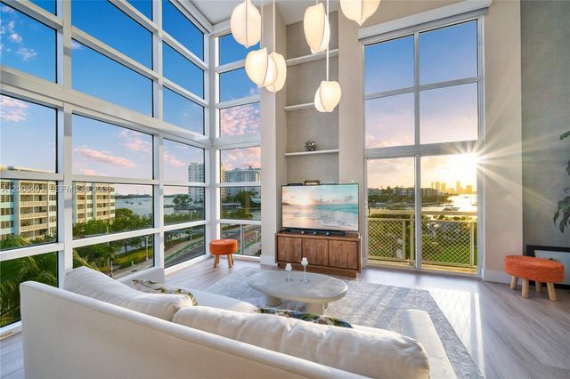 1701 Sunset Harbour Dr L501, Miami Beach, FL 33139