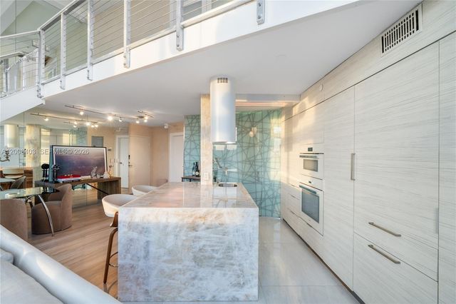 1701 Sunset Harbour Dr L501, Miami Beach, FL 33139