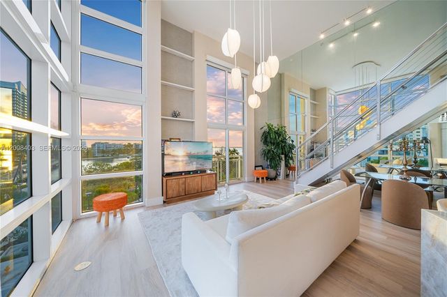 1701 Sunset Harbour Dr L501, Miami Beach, FL 33139