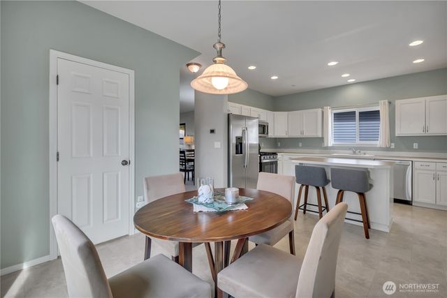 17607 111th Street Ct E, Bonney Lake, WA 98391