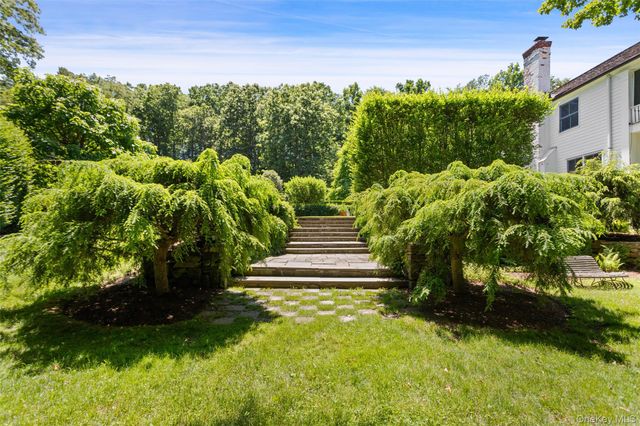 242 Croton Lake Road, Katonah, NY 10536