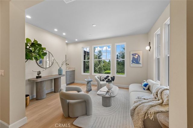 600 Baldwin Court, Sierra Madre, CA 91024