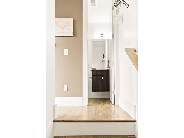 1304 N Emerson St, Denver, CO 80218